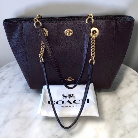 NEW WITH TAGS! Authentic COACH Oxblood Pebble Leather Turnlock Chain Tote Bag! - Picture 5 of 16